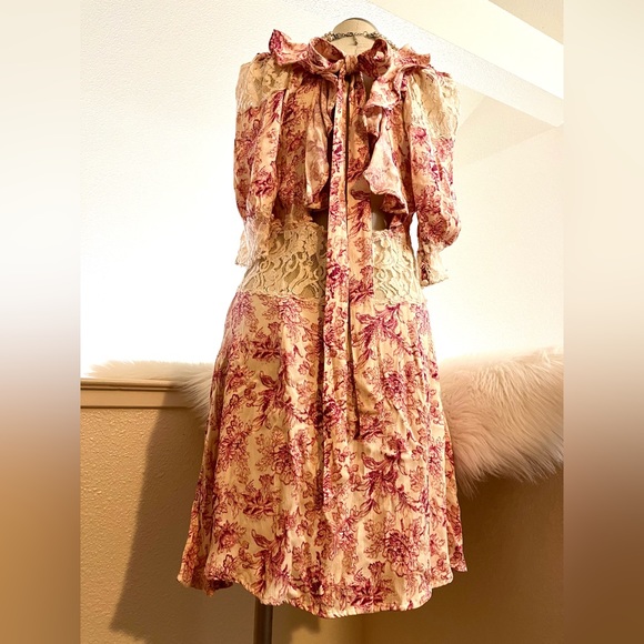 EUC 8 Cottage Core Floral Lace Dress - Picture 11 of 14